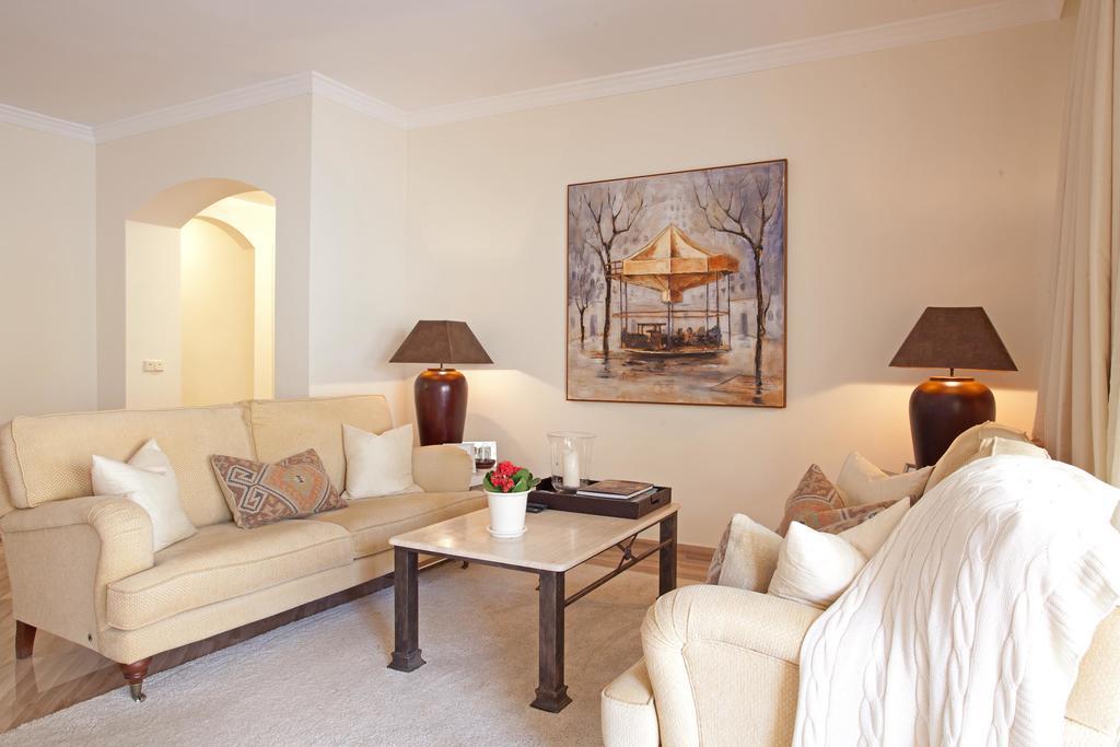 Hacienda Elviria Apartment Marbella Exterior photo